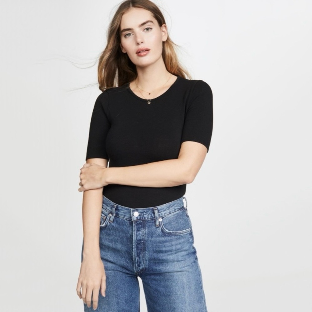 Madewell Crewneck Short-Sleeve Thong Bodysuit in Black size X-Small Ribbed Basic